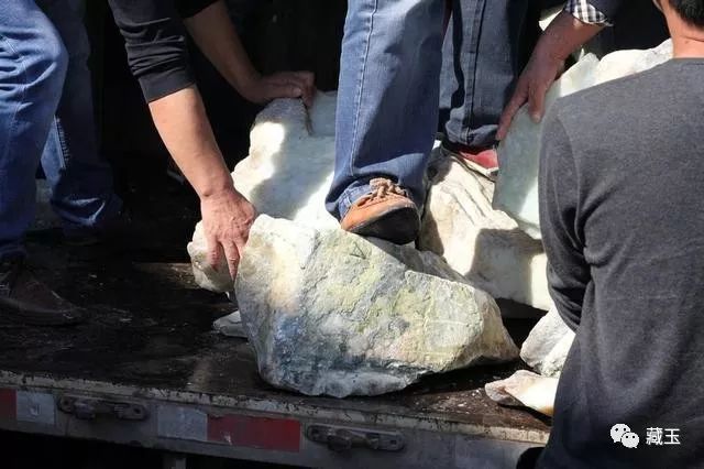 和田玉的基础知识和讲解,和田玉籽料原石基础知识