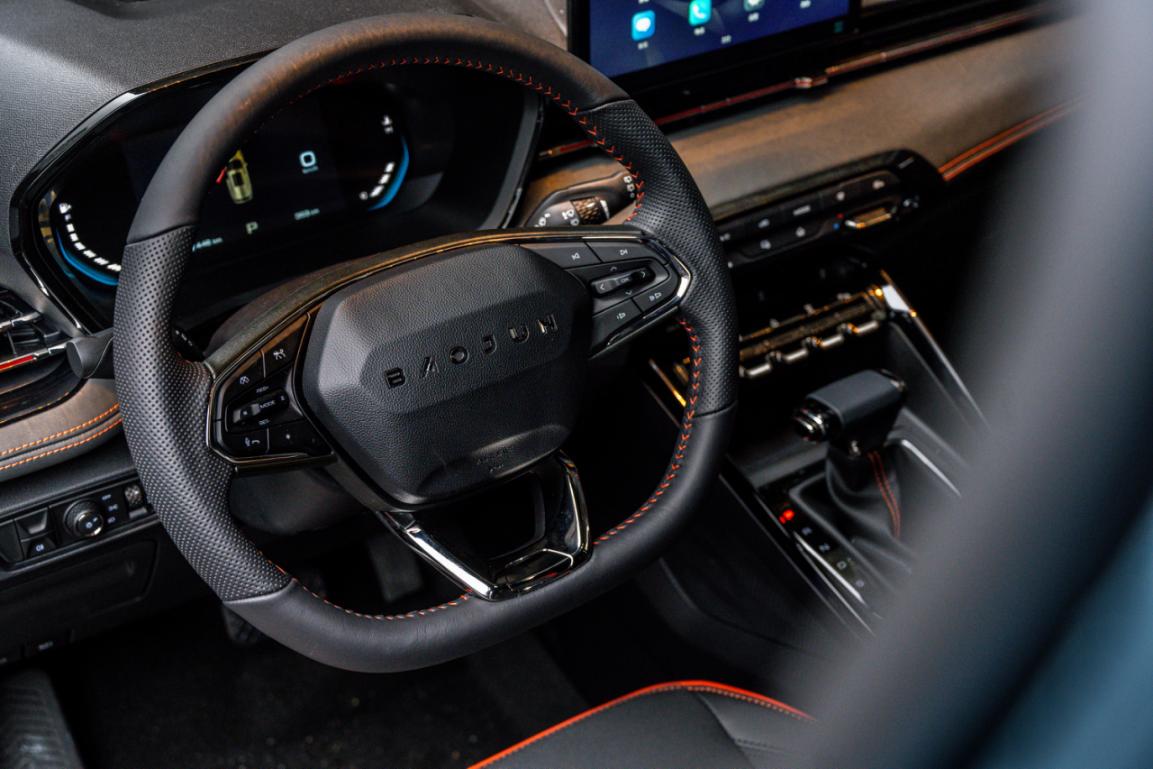 35w左右气场不输bba的3款suv,降价幅度最大的3.0豪华suv