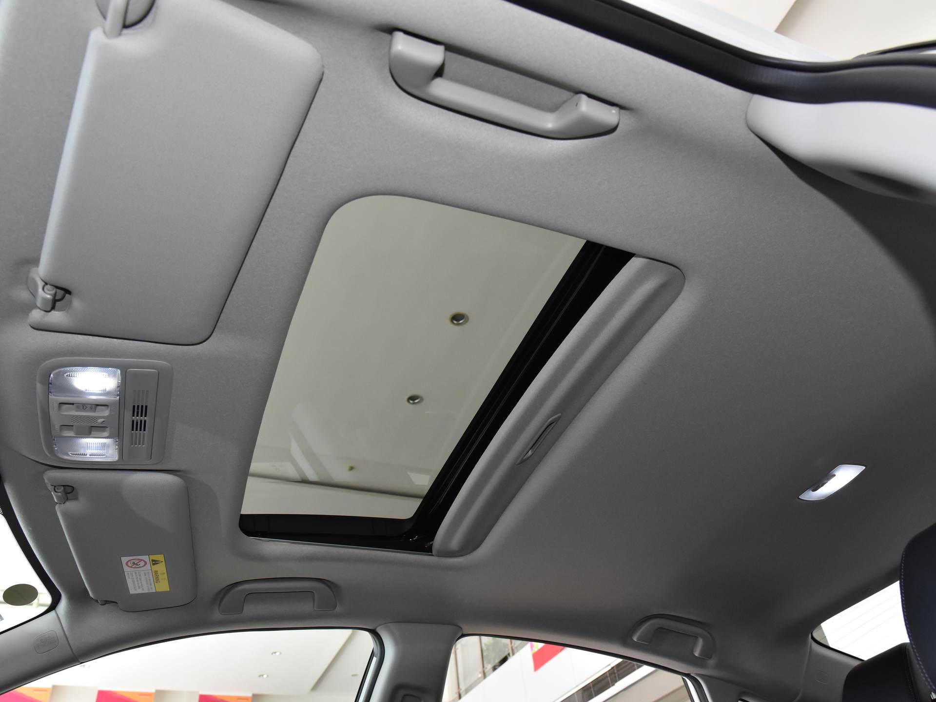 本田思域综合性能,四轮独立悬挂最省油的家用车