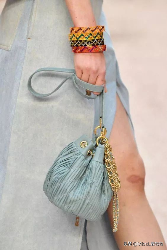 chanel刘雯包,香奈儿包刘雯同款