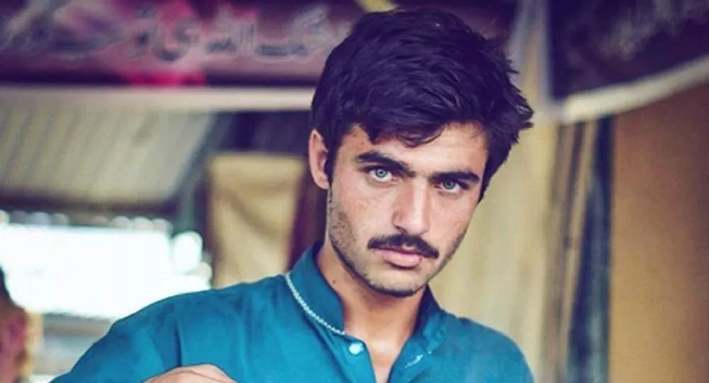 迪拜属于哪个国家什么民族,迪拜地位最高的是什么