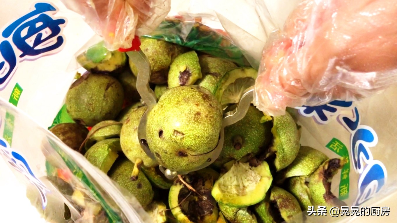 新鲜核桃仁可以做哪些美食,核桃仁怎么做好吃又酥