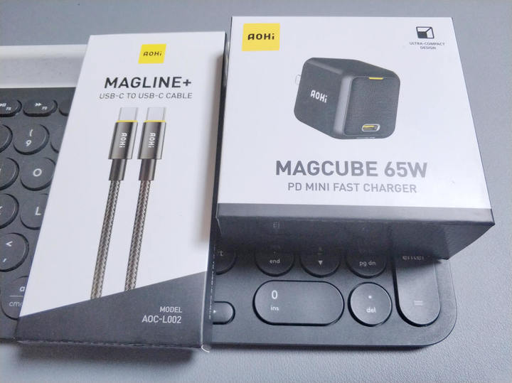 五十瓦无线快充充电器,120w超级闪充可旋转充电器