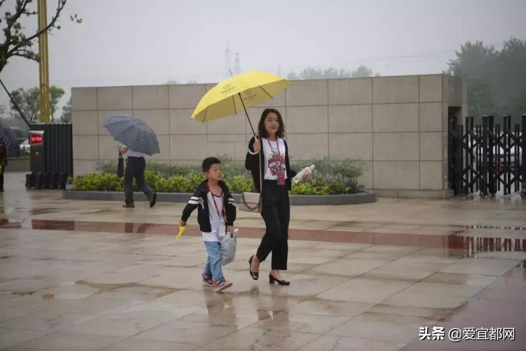 宜都市第四届“神墨杯”千名少儿多元才艺风采展，多图！！！