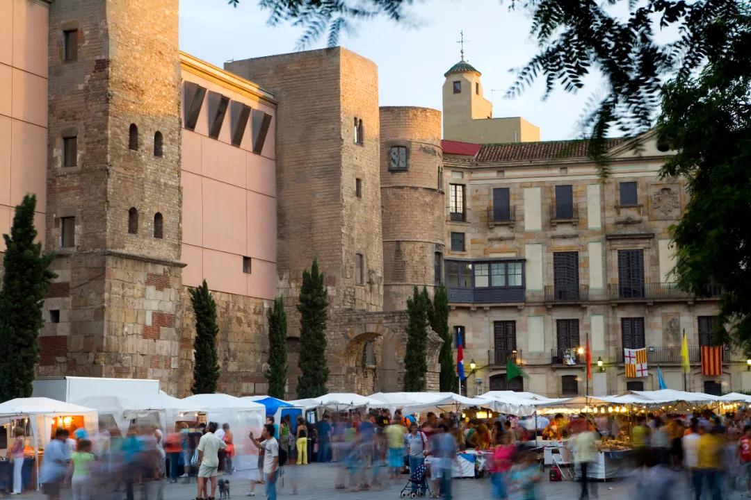 当你去旅行的时候,当你旅行的时候你在看什么