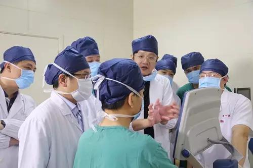 上海市一医院肿瘤中心施行沪上首例“纳米刀”治疗胰腺癌手术