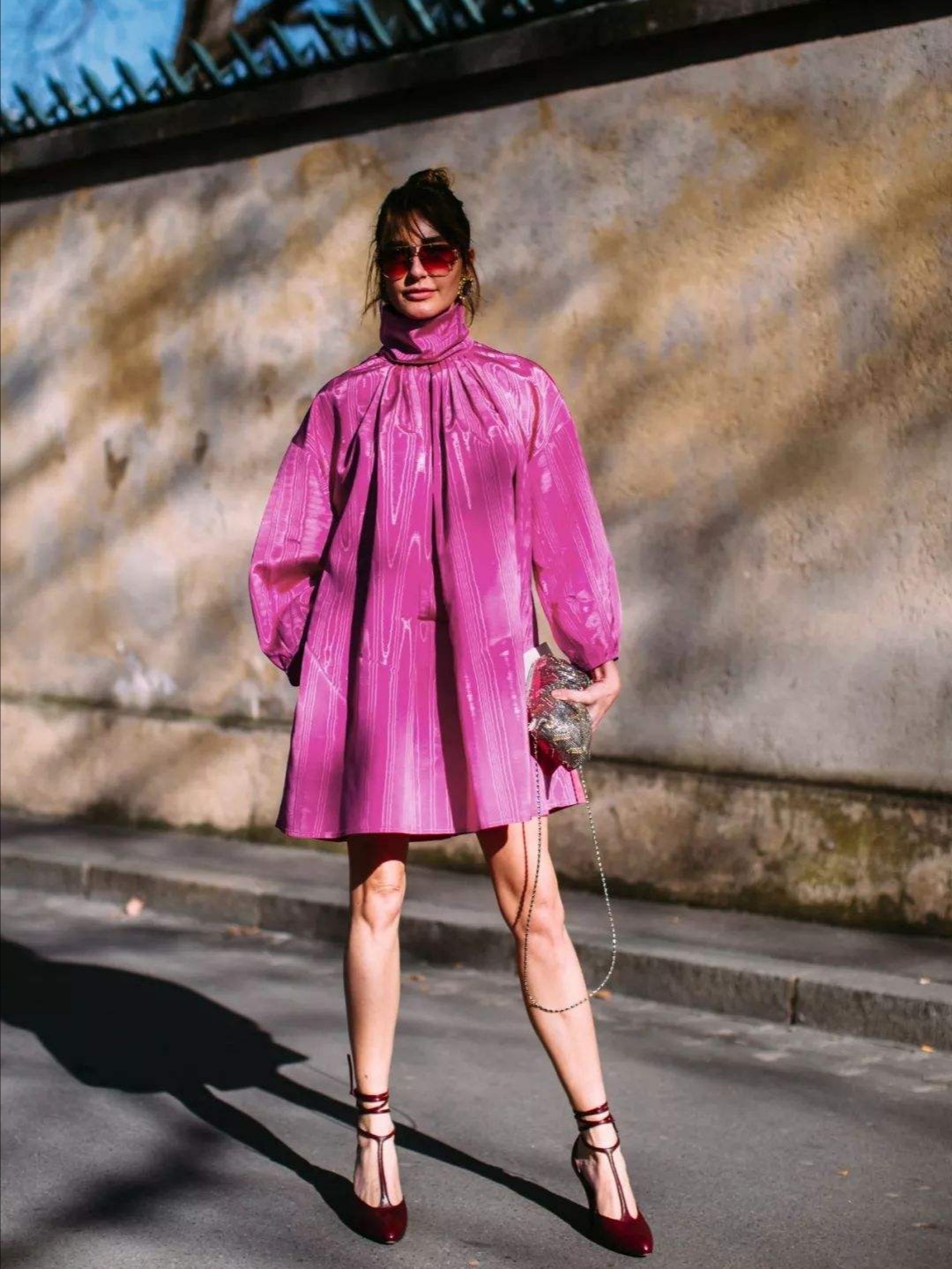 身高不高女生穿什么鞋子,身高不到160的女生穿什么鞋