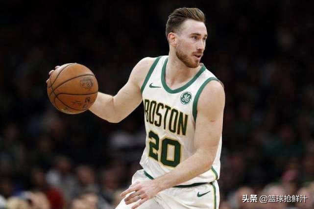 乔丹三次复出彻底封神,乔丹两次复出