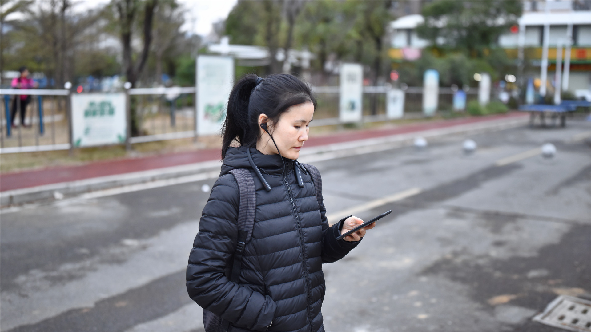 索尼wh1000xm4降噪评测对比,无线通讯黑科技
