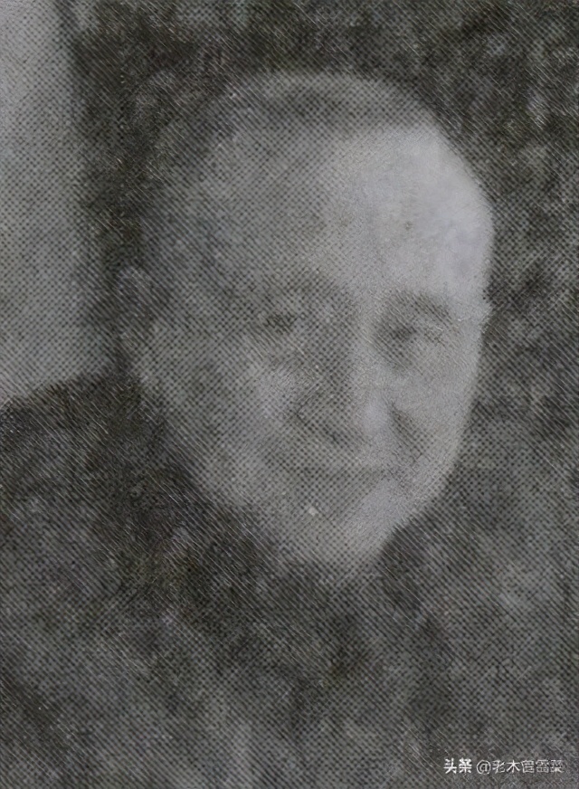 华字毛笔字,华字大写毛笔字