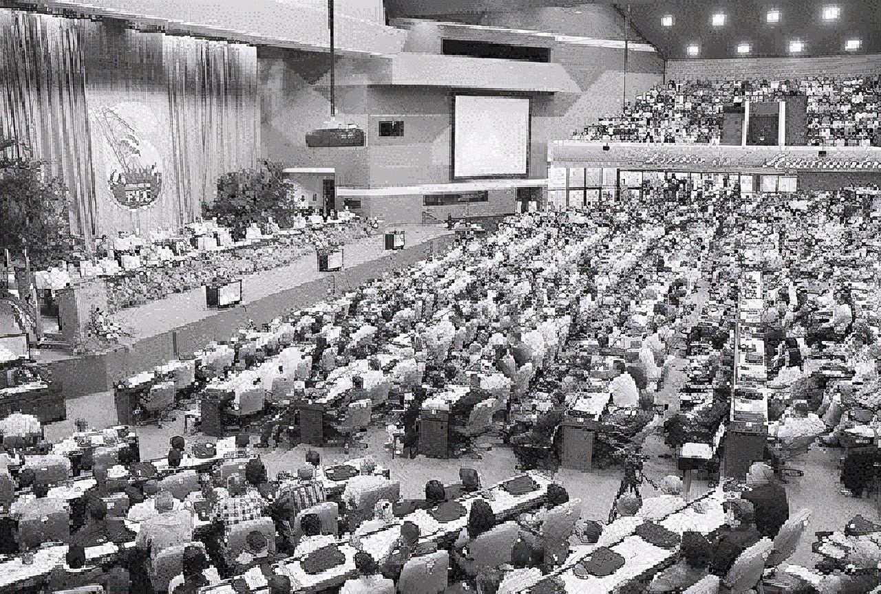 躲过美国638次*杀暗**，向中国学习经验，古巴革命的拳头卡斯特罗