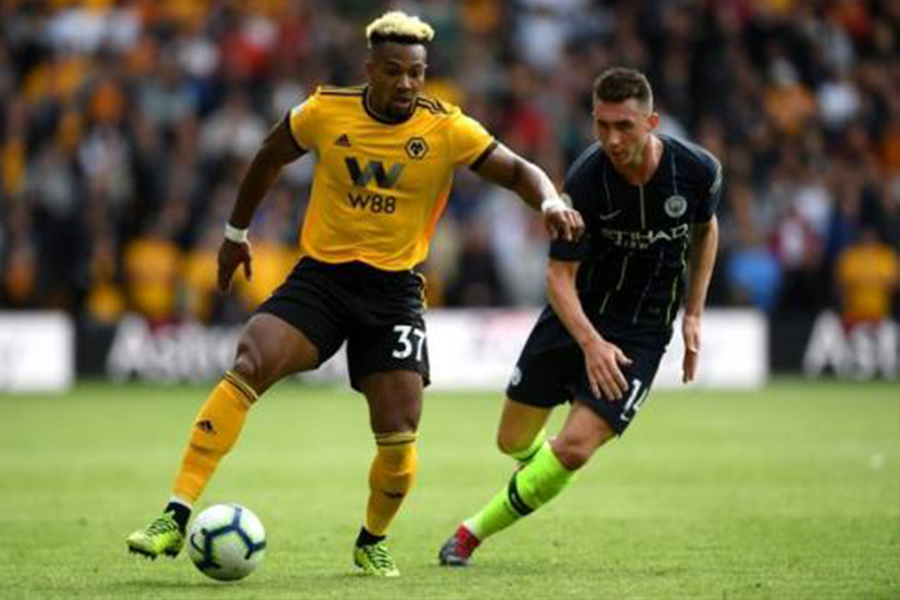 边锋技巧,足球边锋必学十大技巧