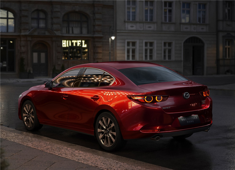 颜值昂克赛拉,颜值操控一流汽车