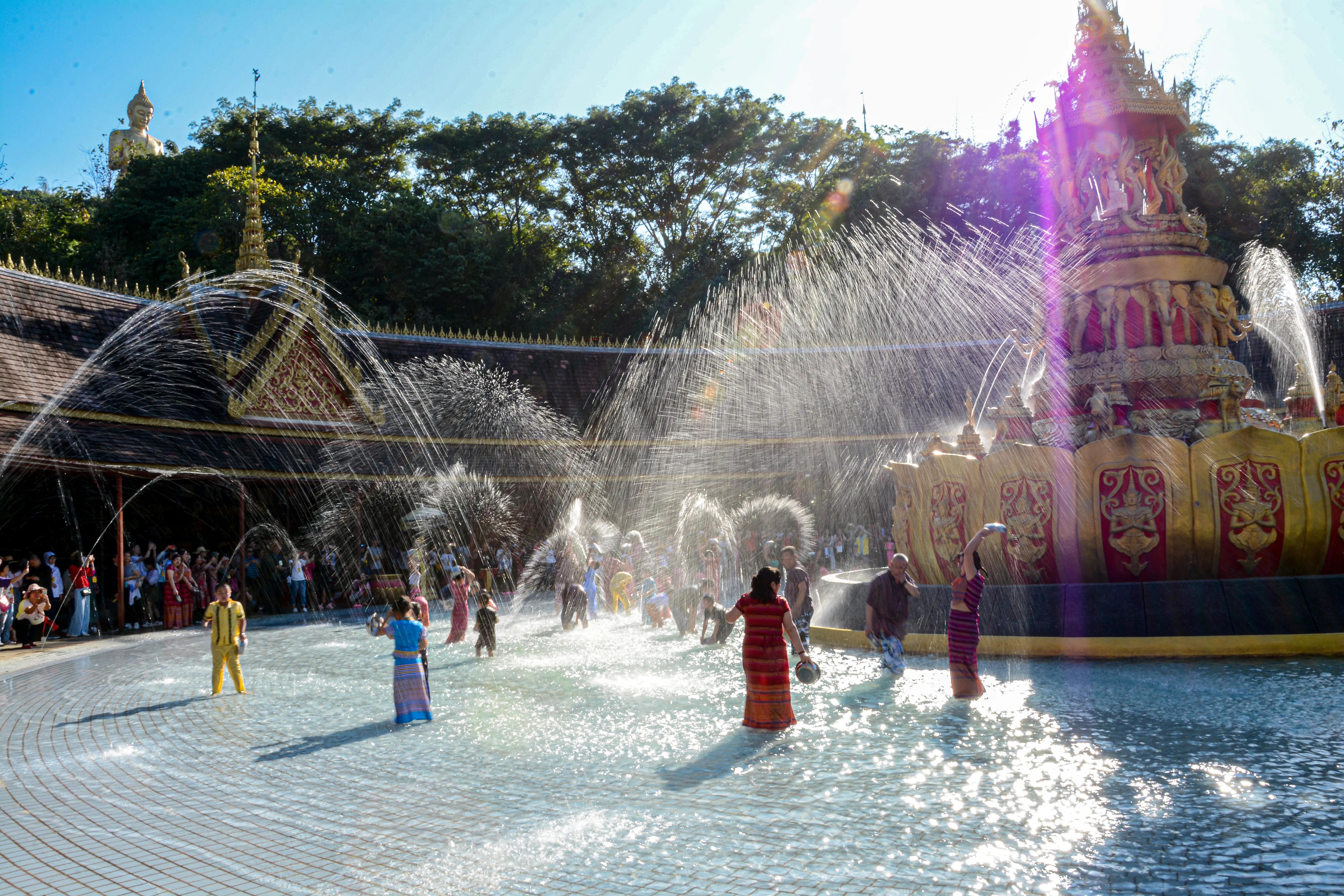 傣族泼水节打鼓完整版,傣族泼水节欢歌