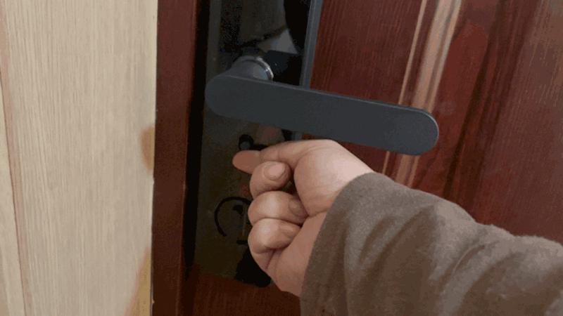 小米智能门锁pro和1s哪个值得入手,小米智能门锁e和1s哪个值得入手