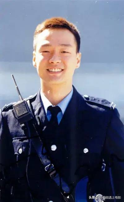 他自甘堕落演抹黑香港警察，“惯犯”王喜的劣迹何止这一桩