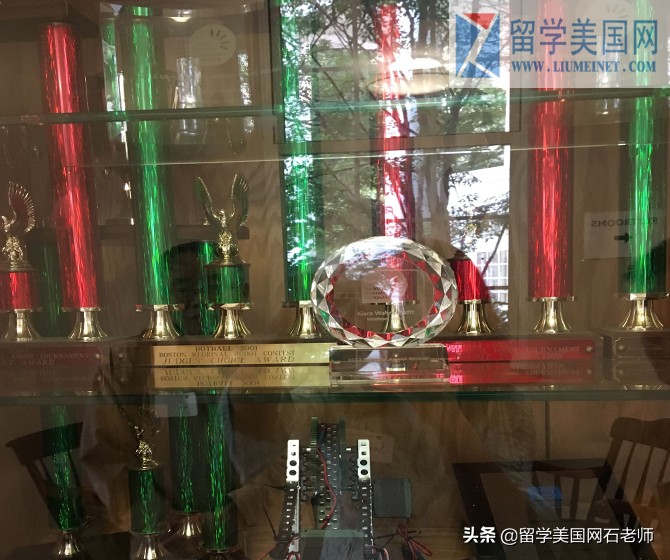 缇庡浗椤跺皷楂樹腑绫冲痉灏斿鍏嬫柉,缇庡浗绮捐嫳楂樹腑瀛︽牎