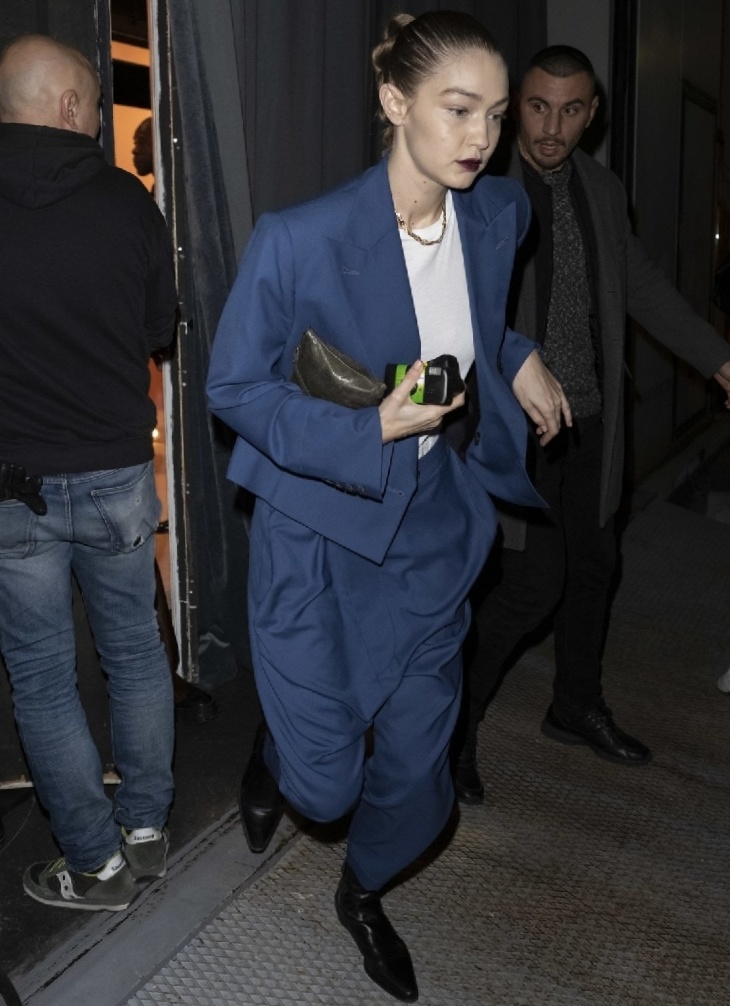 gigi最新穿搭,超模gigi穿搭集锦