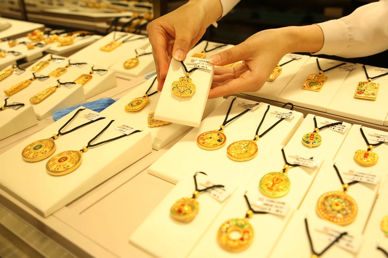 3d硬金和普通黄金首饰有什么区别,3d硬金999足金是不是纯黄金