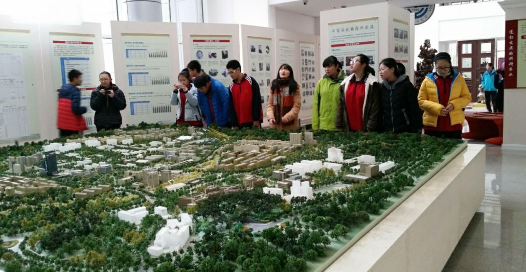 大连开发区十三中,大连十三中是什么档次的学校