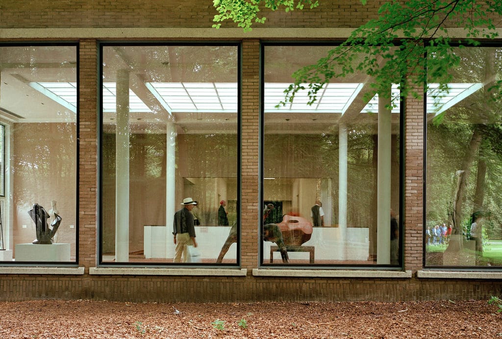 别骑单车了，你知道在荷兰要去哪里买咖啡吗？