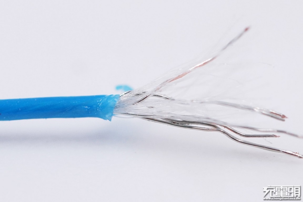 小米移动电源330000mh快充版拆解,小米c口数据线拆解