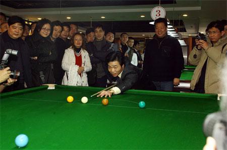 丁俊晖过生日的视频,丁俊晖27岁巅峰时期