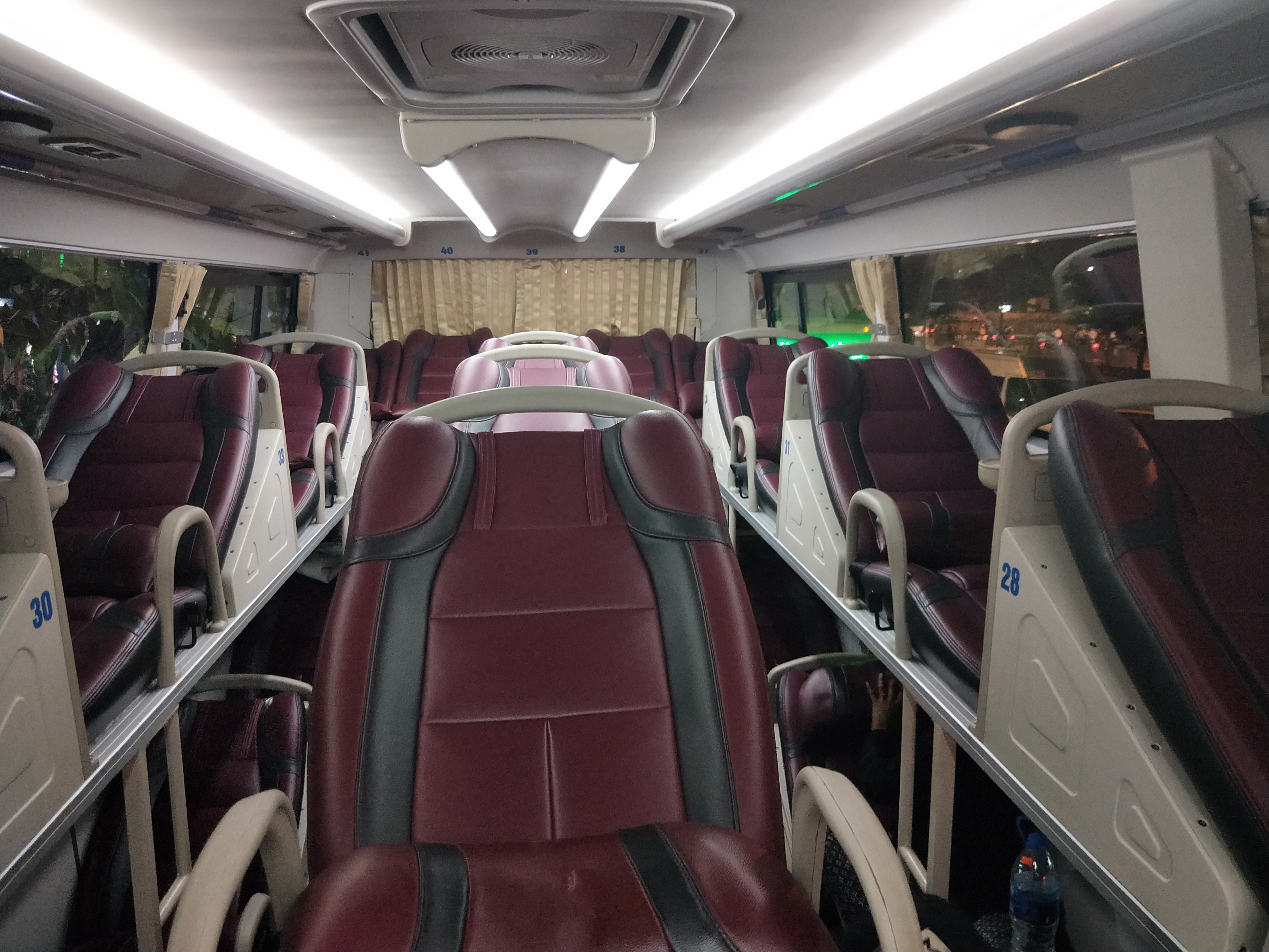 越南坐车攻略,越南包车自由行攻略