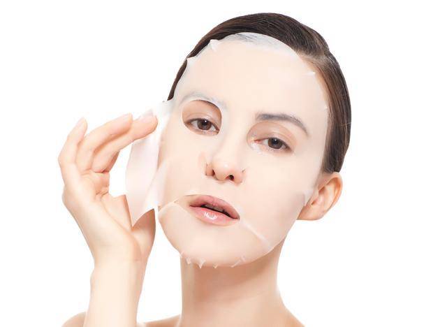 夏天脸部出油小妙招,夏天脸出油冬天又太干燥怎么回事