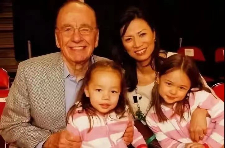 邓文迪离婚案,邓文迪当年离婚获得多少财产