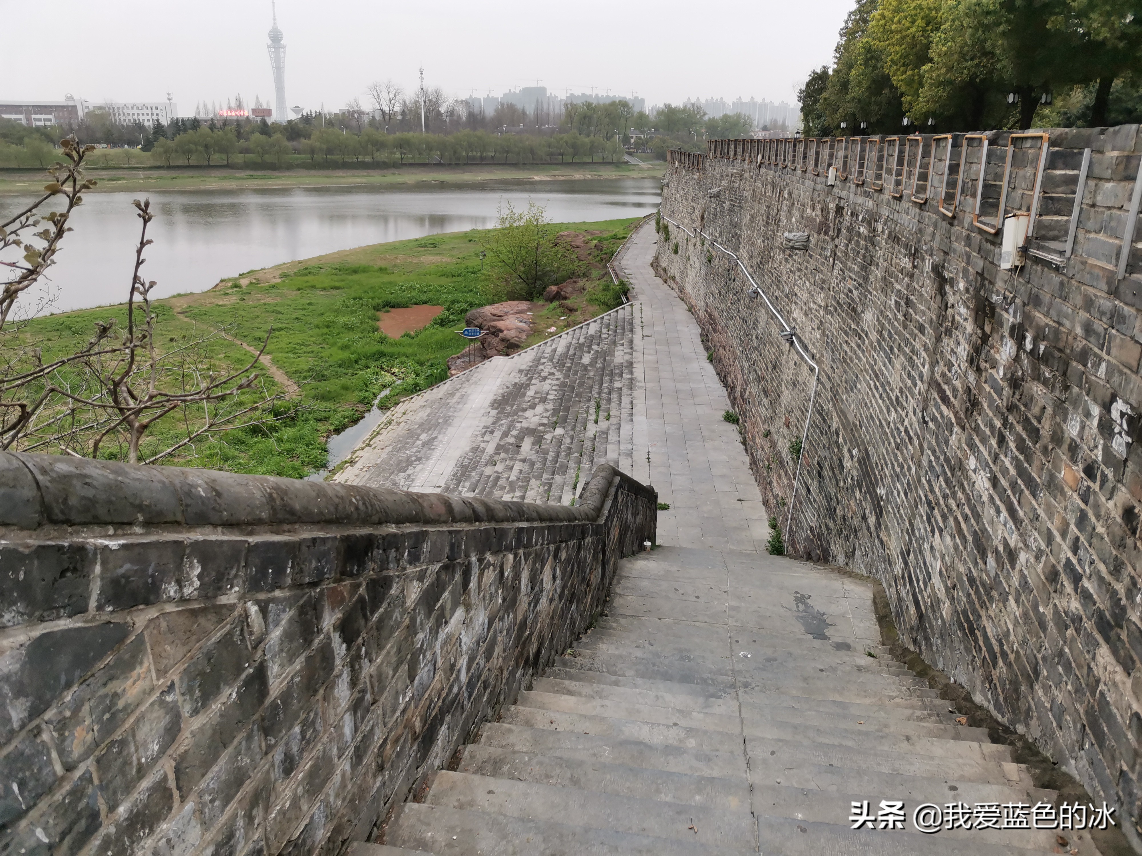 六安月亮岛分岛,六安的月亮岛旁边的小岛