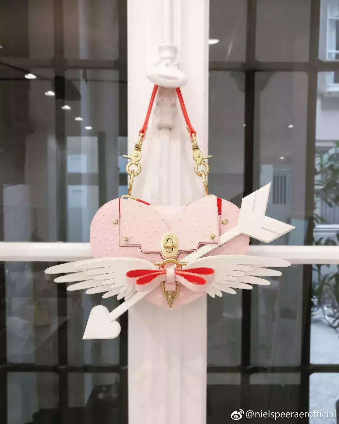 1000左右的包包品牌推荐,1000块钱能买什么大牌的包