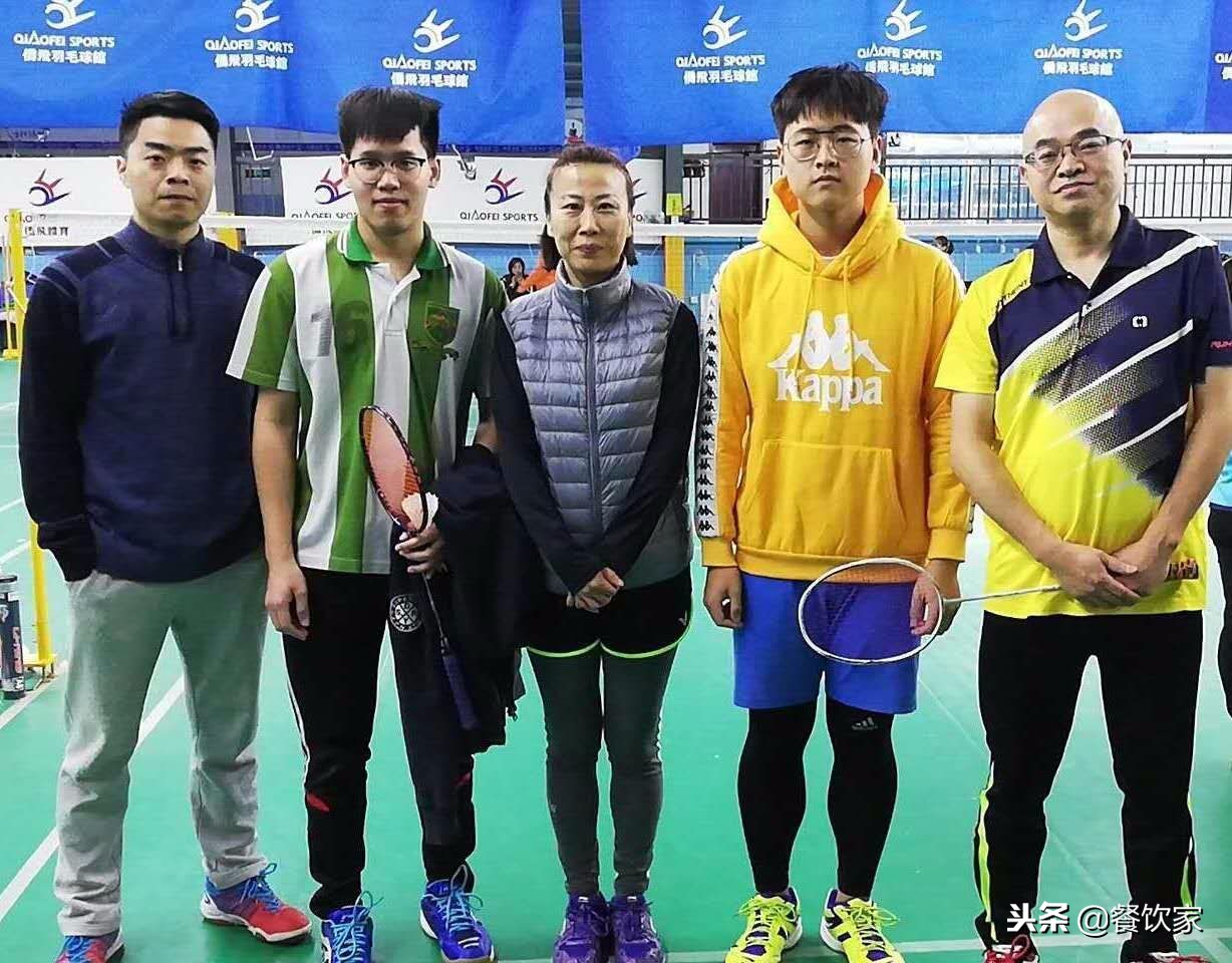 两个“吴彦祖”同台竞技，中韩印上演羽毛球“三国杀”
