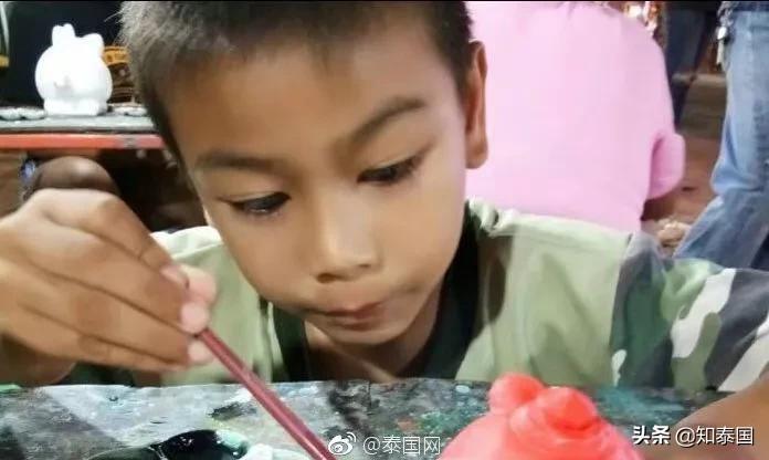 “我已经死了，但希望你们好好活下去”——泰国病房里的人性底色