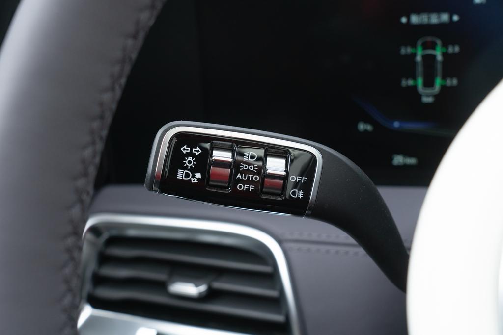 广东腾辉红旗多少钱,广东腾辉红旗4s店团购