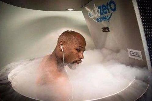 梅威瑟拳击炫富,梅威瑟为什么打拳厉害