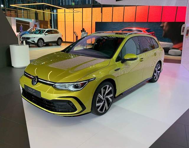 进口高尔夫旅行车行驶质感,进口高尔夫旅行版是几座