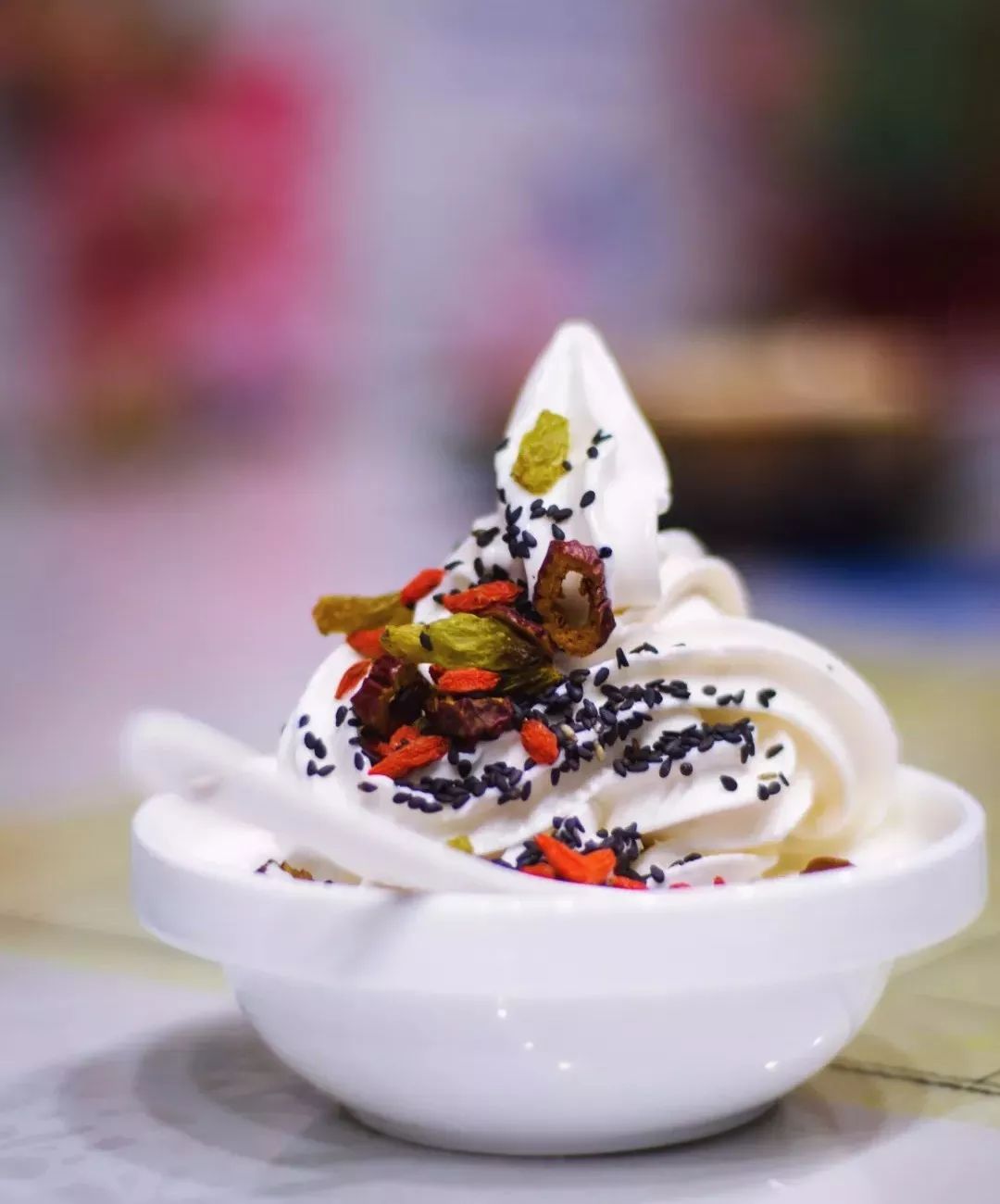 恒隆对面街店铺推荐,恒隆广场对面的甜品店