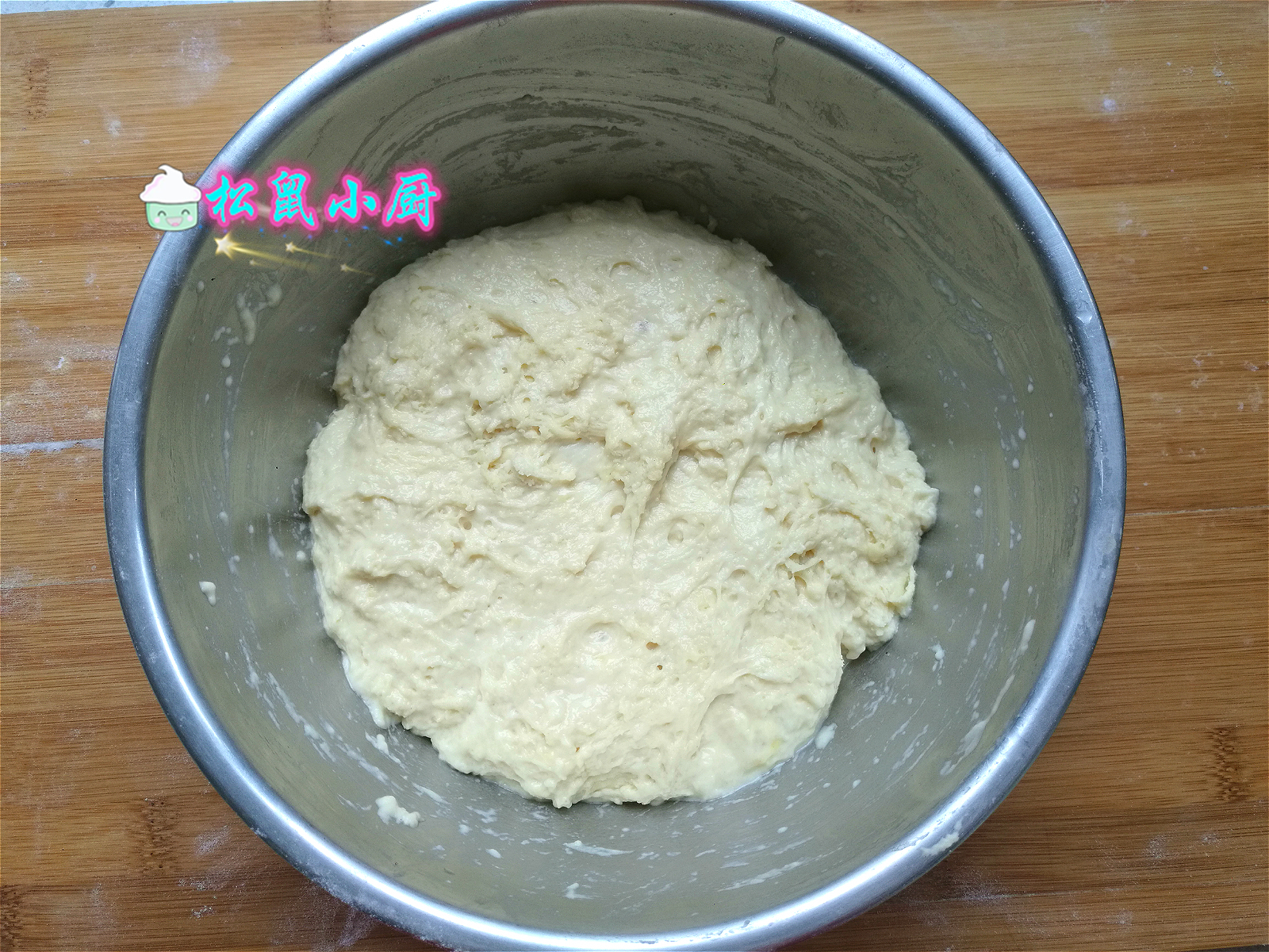 正宗油条炸蓬松还用加酵母粉吗,炸油条用脆皮油条粉和酵母可以吗