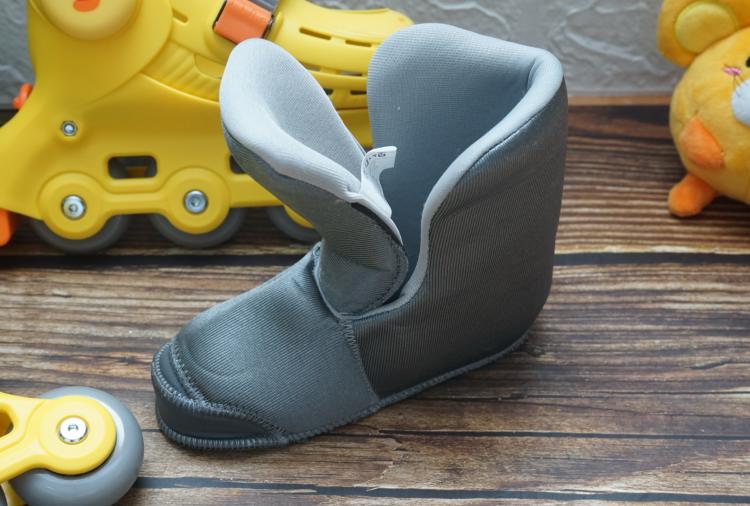 柒小佰轮滑鞋儿童6-12岁,轮滑就该这么玩