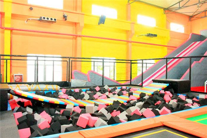 烟台疯狂蹦客乐园成人票价,烟台疯狂蹦客运动乐园团购