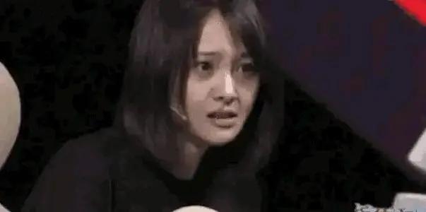 郑爽代孕弃养被封杀，父亲弃养亲生孩子为何司空见惯？