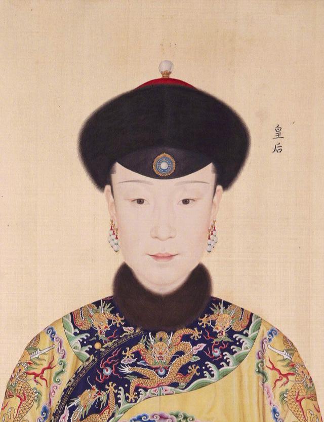 乾隆以及12个妃子的样貌复原图,一组图乾隆帝的后妃真实画像