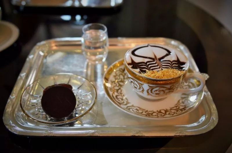 探秘全球唯一8级酒店,全球唯一的8星级酒店