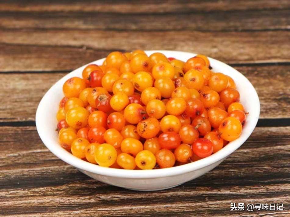 在沙漠里的沙棘能吃吗,沙棘也能吃