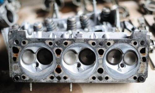 汽车提速没劲加油嗡嗡响怎么回事,汽车没劲提速慢无力是什么原因