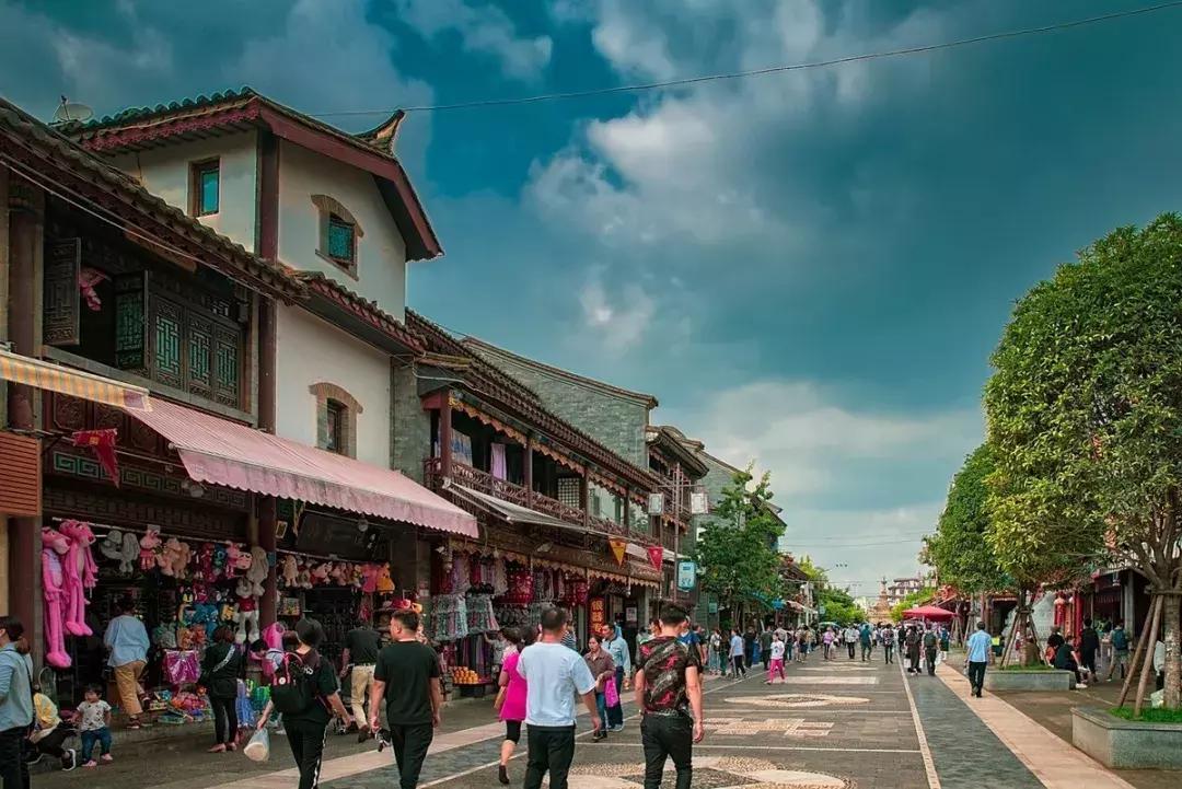 未来昆明发展潜力最大城市,昆明和青岛哪个城市发展潜力大