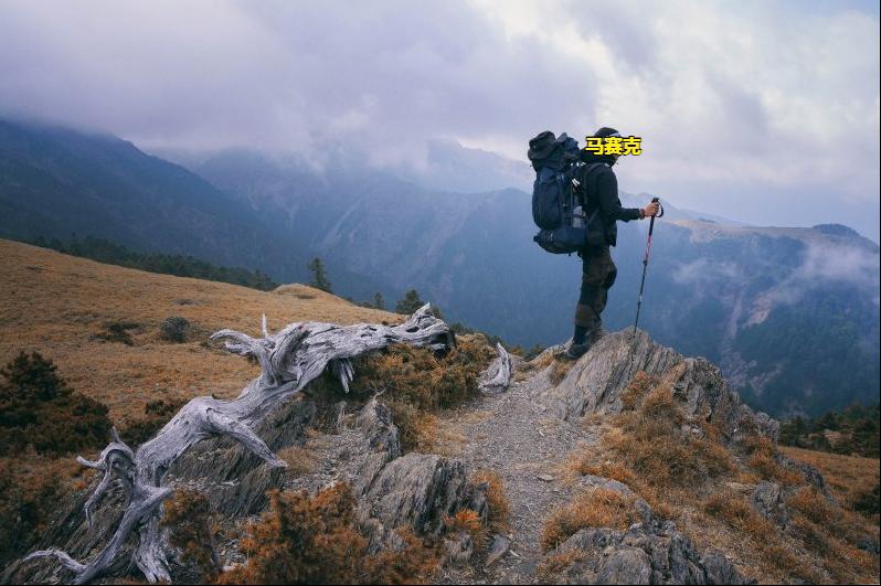 瑞典北极狐fjallraven羽绒服m码,fjallraven北极狐双肩包75折