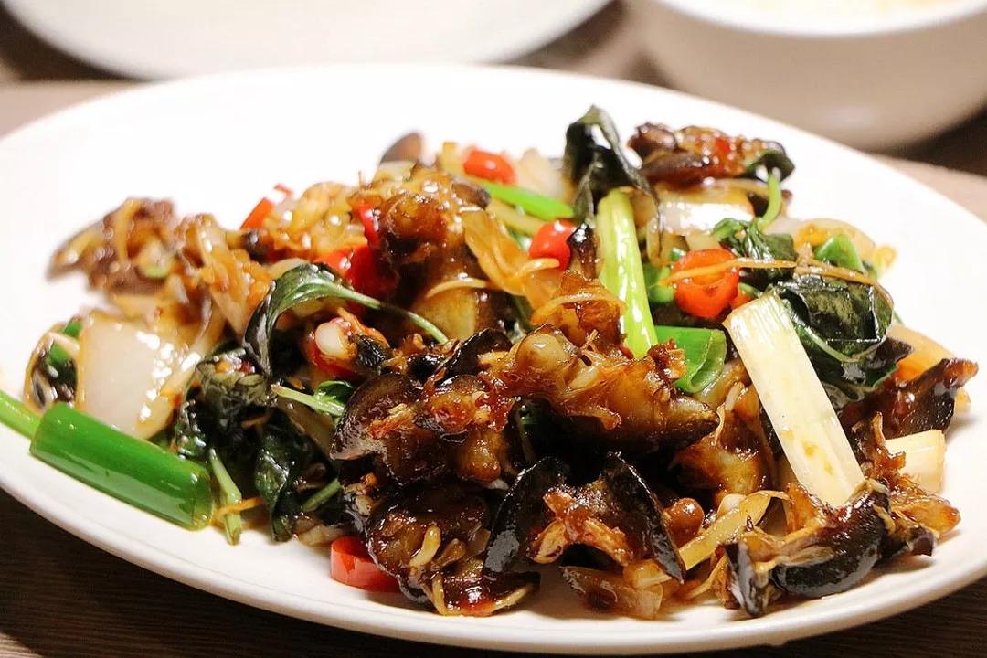 连中国吃货都解决不了的入侵生物，这种非洲巨型蜗牛如何入侵全球