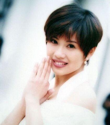 陈松伶和张铎婚姻现状,陈松伶与小8岁张铎结婚视频